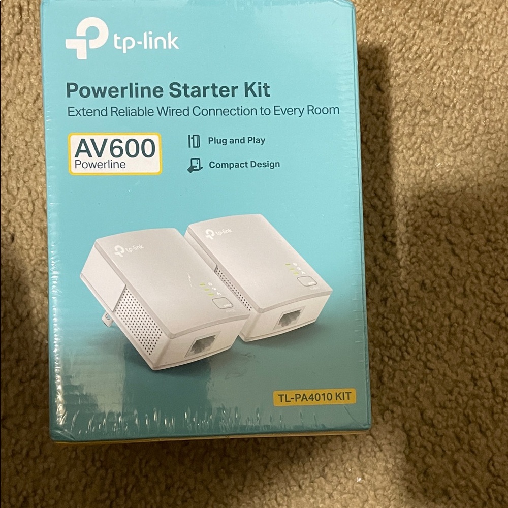 TP-Link Powerline Starter Kit - White and Gray